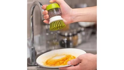 Cepillo de cocina para una limpieza más rápida y cómoda.