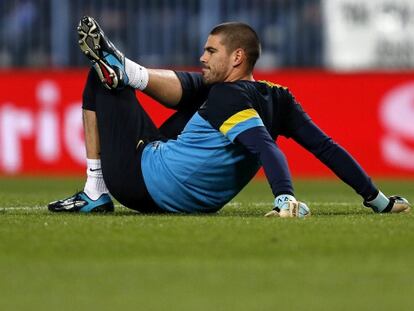 Víctor Valdés, durante un calentamiento.