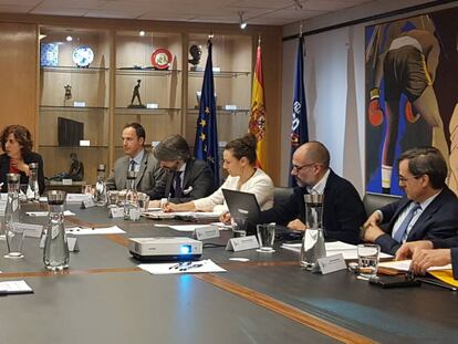 La Comisión Directiva del CSD durante su reunión de este martes. 