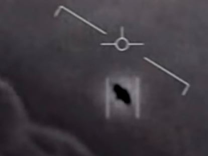 This file video grab image obtained April 28, 2020 courtesy of the US Department of Defense shows part of an unclassified video taken by Navy pilots that have circulated for years showing interactions with 'unidentified aerial phenomena.