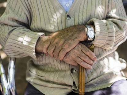 Mayores en una residencia geriátrica en un pueblo de Madrid.