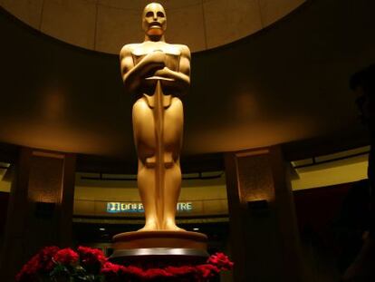 Un Oscar gigante en el teatro Dolby de Los Ángeles.