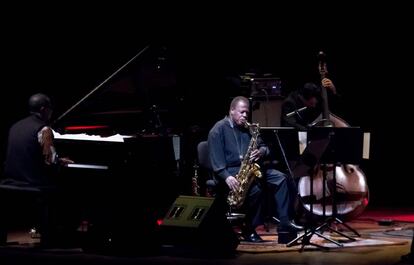 Wayne Shorter, durante su actuaci&oacute;n en Wroclaw.