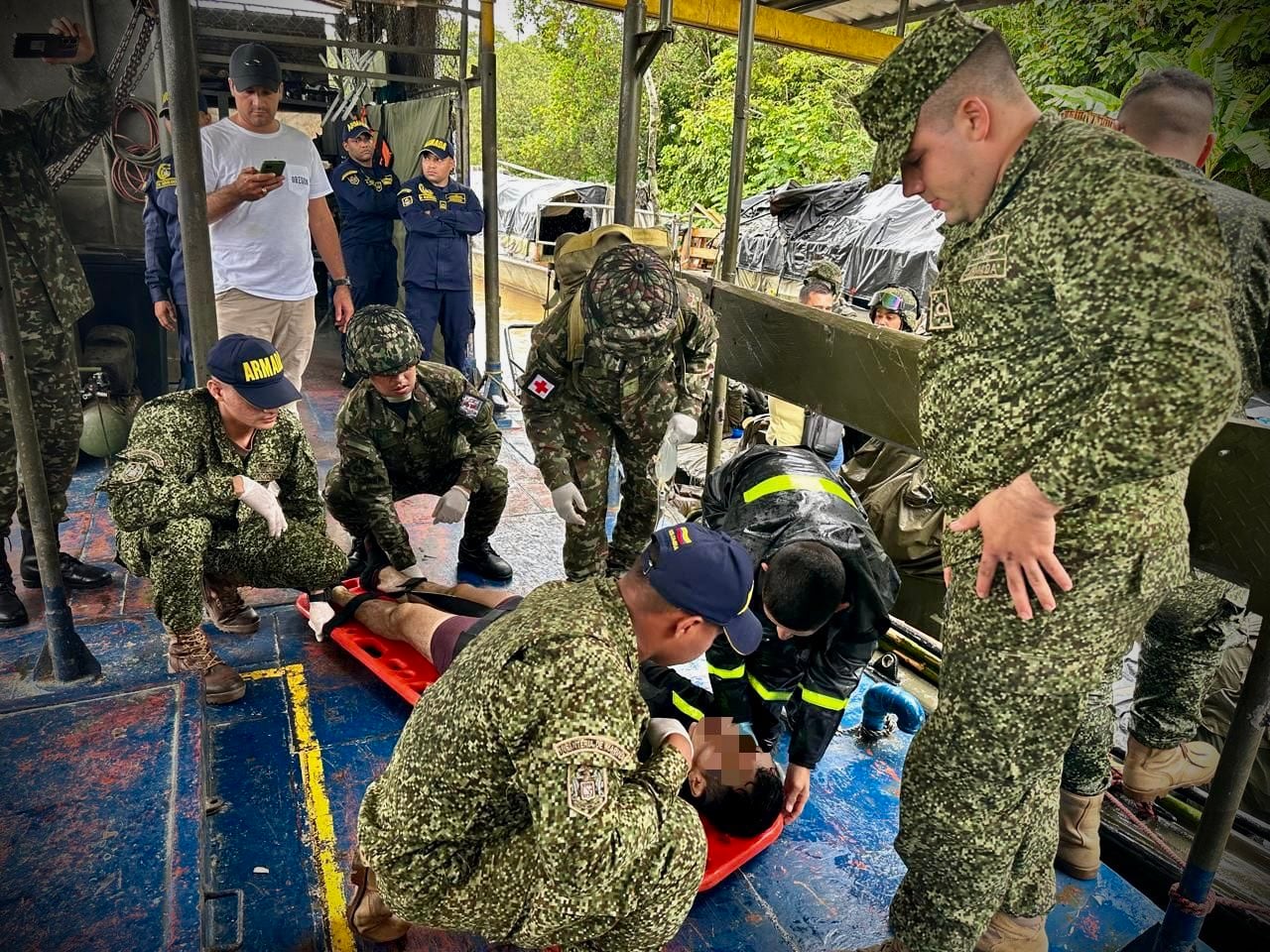 El Ejército ataca la disidencia de alias Calarcá y deja en agonía otra mesa de la paz total Publicado por Últimas noticias: la última hora de hoy en EL PAÍS