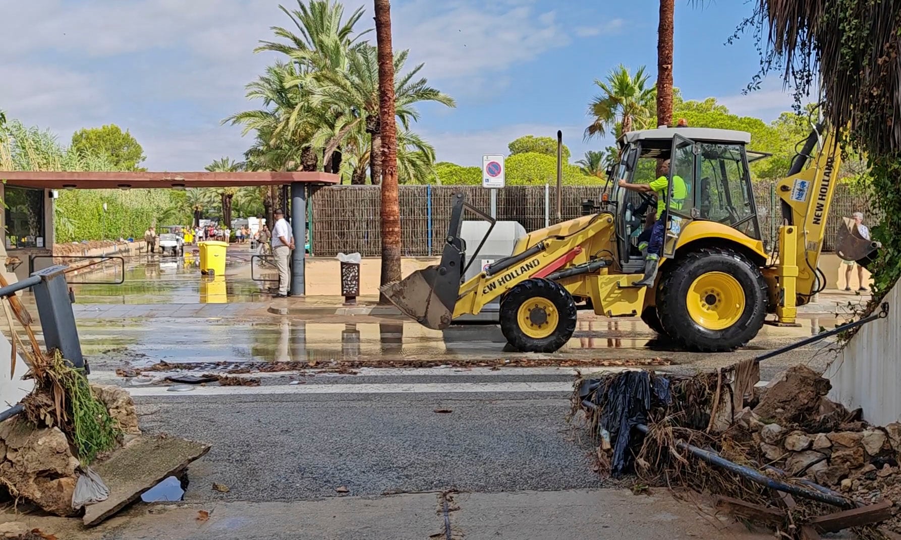 Un episodio inédito de lluvias torrenciales en la Costa Daurada causa inundaciones y 11 heridos