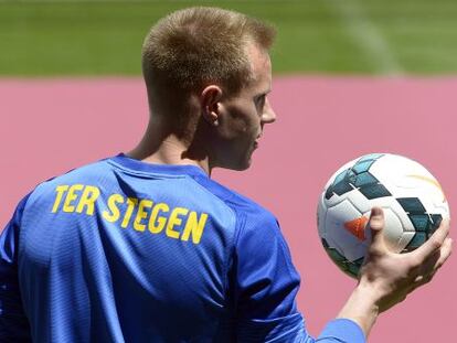 Ter Stegen, durante su presentación en el Camp Nou.