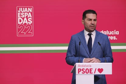 El secretario de Organización del PSOE-A, Noel López, en rueda de prensa.