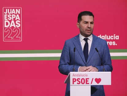El secretario de Organización del PSOE-A, Noel López, en rueda de prensa.