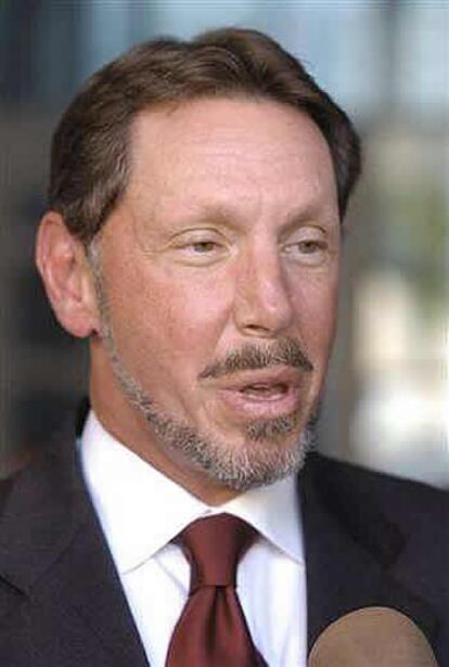 Larry Ellison, consejero delegado de Oracle, espera convertir a su empresa en la número uno en gestión de clientes con esta operación.