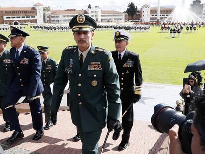 Los seguimientos ilegales se presentaron cuando el comandante del Ejército colombiano era el mayor general Nicacio Martínez Espinel, hoy en retiro.
