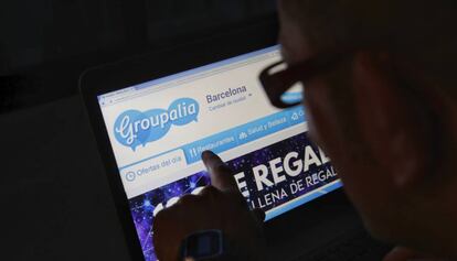 Un usuario de la página web de Groupalia