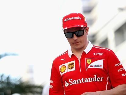 Raikkonen, en el paddock de circuito de Sochi.