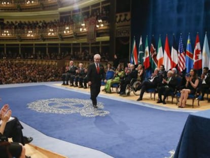 John Banville momentos antes de recibir el Premio Príncipe de Asturias de las Letras.