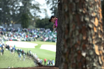 Patrick Reed, en el segundo golpe en el primer hoyo.