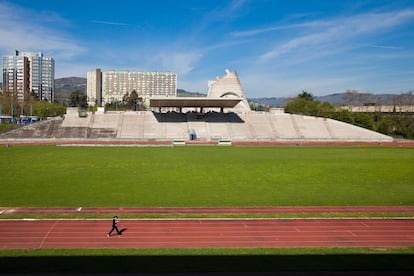 Le Stade, el estadio de Firminy-Vert, construido entre 1966 y 1968 según los planos de Le Corbusier en la localidad francesa.
