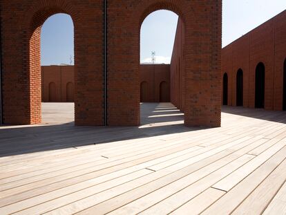 Con Philippe Starck en La Alhóndiga de Bilbao
