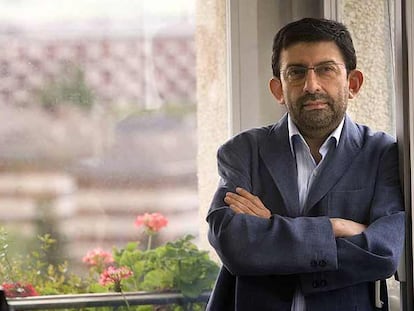 Roberto Marro, en su despacho en la sede del Gobierno en Vitoria.