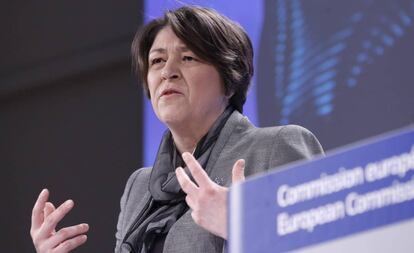 La comisaria europea de Tranporte Violeta Bulc.