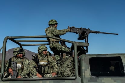 El Ejército y la Guardia Nacional realizó un operativo el 5 de enero para detener a Ovidio Guzmán, tras el fracaso de 2019 en el que tuvieron que liberarlo horas después de la captura. 