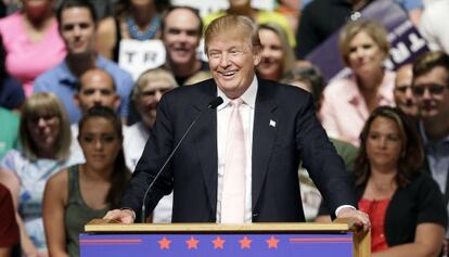 El candidato Trump habla en Oskaloosa, Iowa.