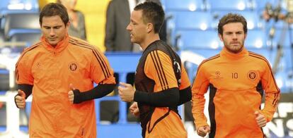 Juan Mata, John Terry y  Frank Lampard se entrenan en Stamford Bridge