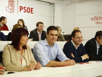 Sanchez, en el Comité Federal con Micaela Navarro, César Luena y Patxi López.