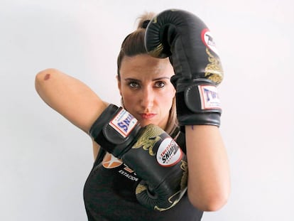 La campeona de artes marciales que ayuda a defenderse a las mujeres maltratadas