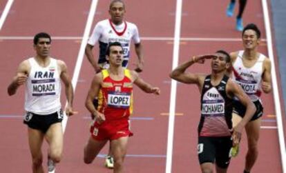 Kevin López se clasifica para las semifinales de 800 metros.