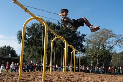 La zona de juegos escuela primaria Louise, en Texas, durante 2020.