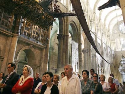 El gallardete de la batalla de Lepanto, ayer en la catedral de Santiago.