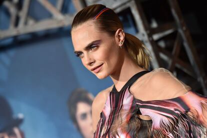 Cara Delevingne en la premiere de ‘Carnival Row’. Foto: Getty