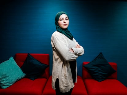 Muzoon Almellehan, activista siria