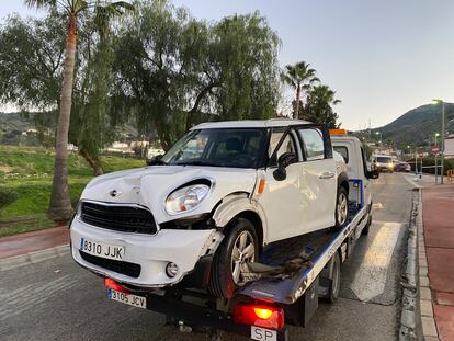 Vehículo en el que viajaban las dos mujeres.