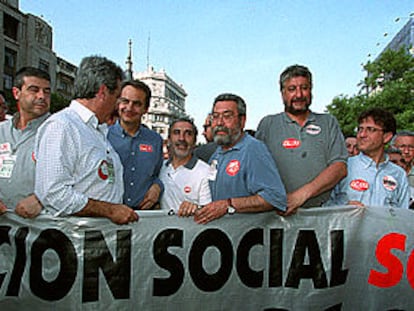 José Luis Rodríguez Zapatero, Gaspar Llamazares, Cándido Ménez y José María Fidalgo encabezan la manifestación celebrada en Madrid.