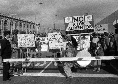 Manifestación ecologista en Barcelona contra la soja transgénica, hace unos años.