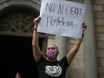 Manifestació de restauradors davant del Palau de la Generalitat, el passat dimecres.
 
 