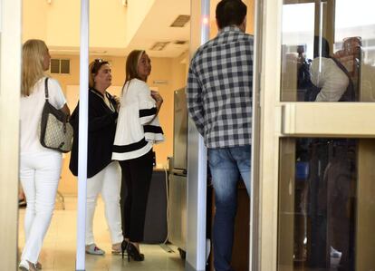 Belén Esteban entrando a los juzgados de Torrejón de Ardoz.