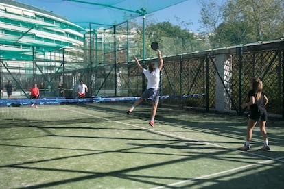 Pista de pádel del gimnasio Dir Diagonal, en Barcelona. 