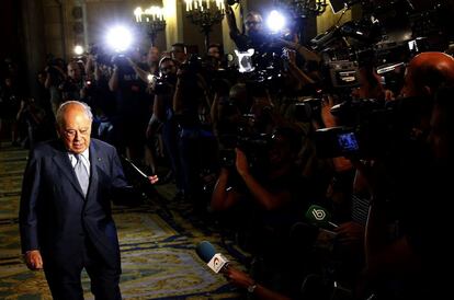 El expresidente de la Generalitat, Jordi Pujol, a su llegada a la reunión de la comisión de Asuntos Institucionales del Parlament de Cataluña.