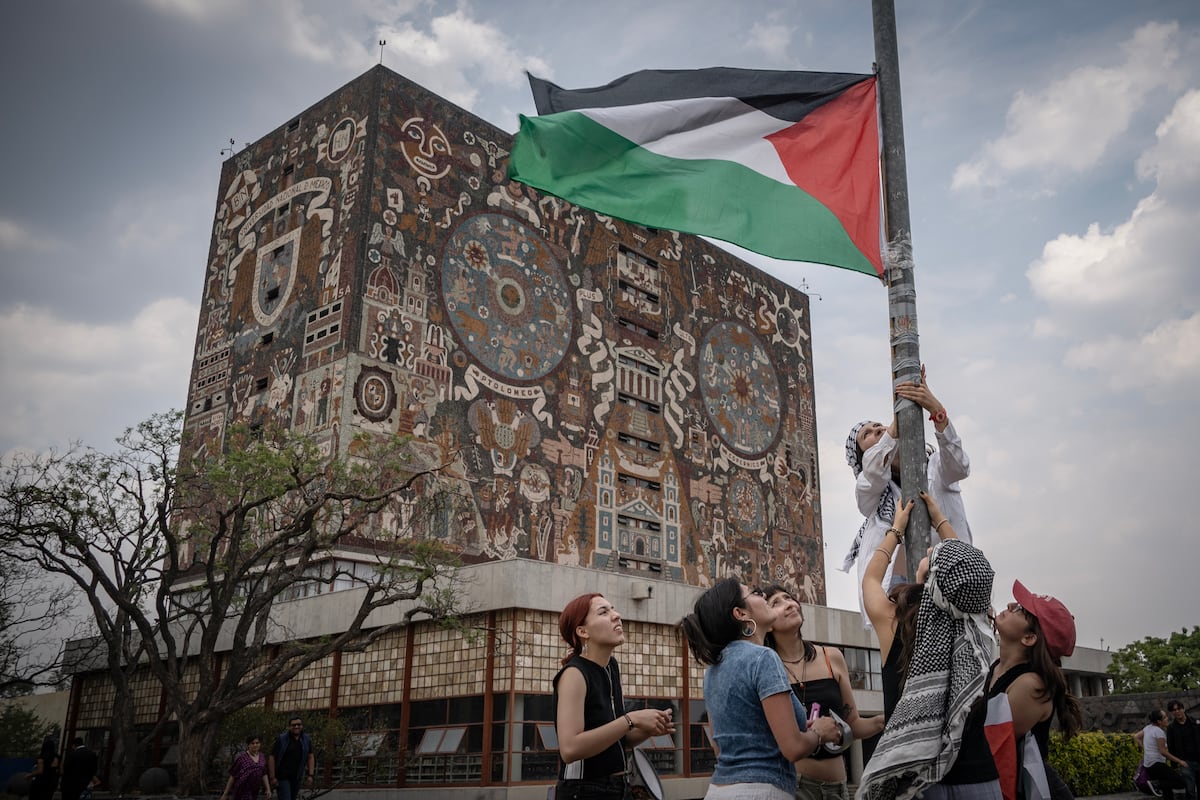Mexican University students join in protest for Gaza: “Stop the genocide now”
