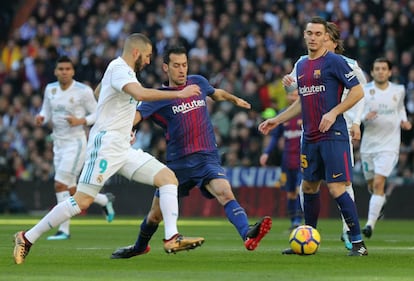 El Barcelona se enfrenta al Real Madrid en el clásico de la Liga Santander