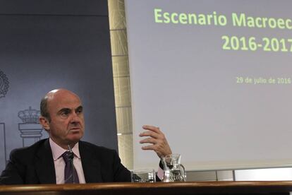 O Ministro da Economia da Espanha, Luis de Guindos.