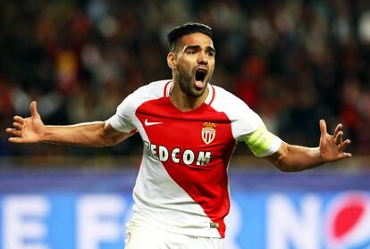 Falcao celebra su gol al Dortmund.