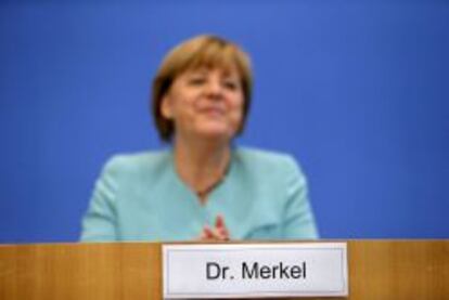 Angela Merkel , en una rueda de prensa ayer. 