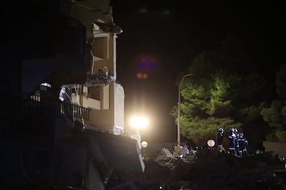 Bomberos de Castellón y de Emergencias de la Generalitat, en el lugar del suceso.