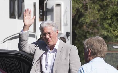 Richard Gere durante el rodaje de la serie 'MotherFatherSon' en la localidad sevillana de San Juan de Aznalfarache.