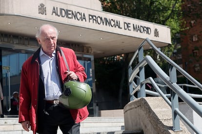 Rodrigo Rato, exvicepresidente del Gobierno, sale este lunes de la Audiencia de Madrid tras su tercer día de declaración.