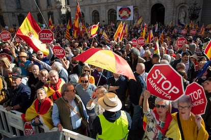 Concentración de la plataforma Cataluña Suma por España contra la amnistía, celebrada el domingo en Barcelona.