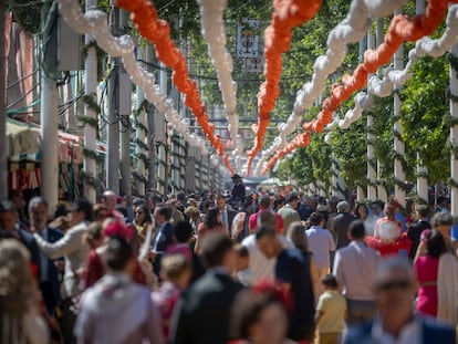 El Real de la Feria de Sevilla el lunes 15 de abril.