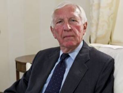 Foto cedida sin fechar facilitada hoy por Barclays Bank de Sir David Walker, exsubgobernador del Banco de Inglaterra, quien ha sido nombrado nuevo presidente del banco Barclays en sustitución de Marcus Agius.
